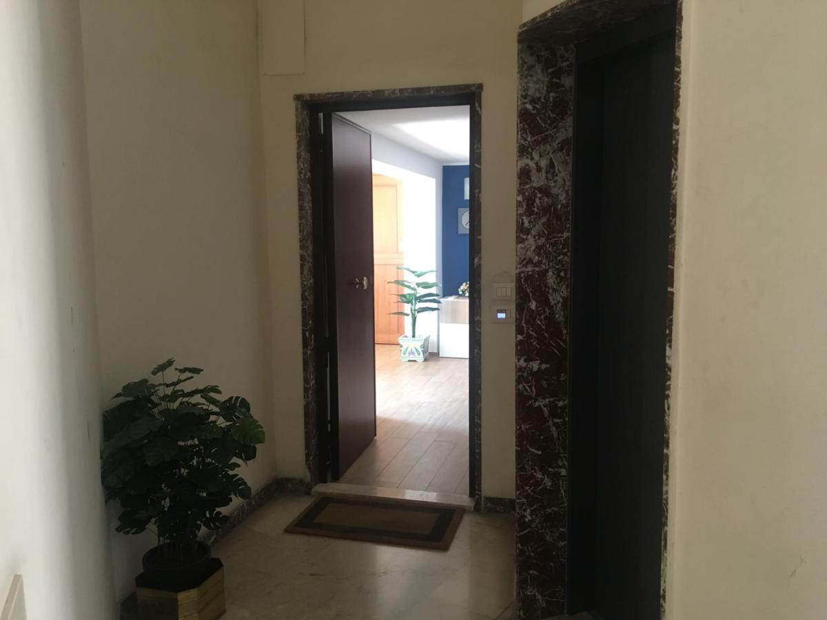 Europa Guest House Catania Esterno foto